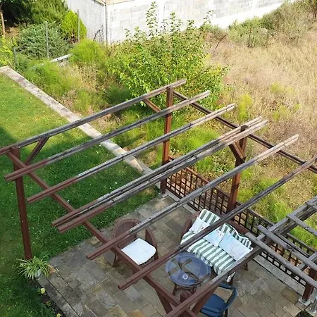 Pearl Sunshine Appartments פרימורסקו