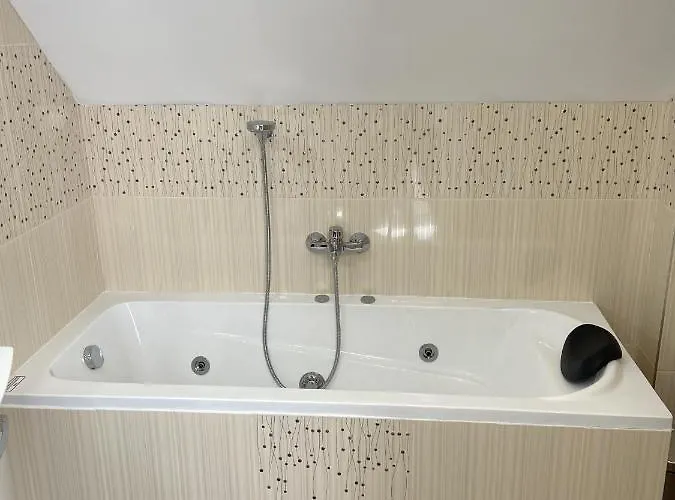 Pearl Sunshine Appartments * Πριμόρσκο