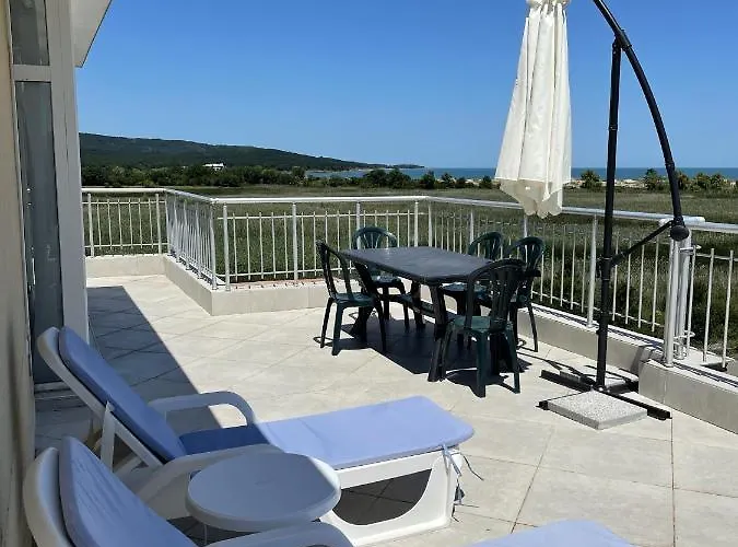 Pearl Sunshine Appartments Πριμόρσκο